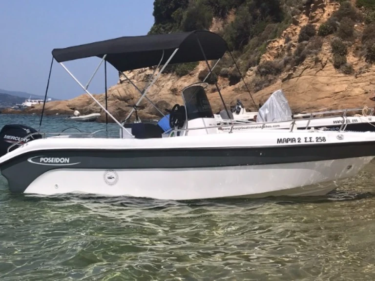 Poseidon Blue water de alquiler a Skiathos
