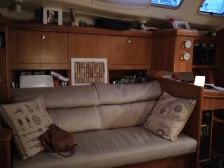 Alquiler Velero Hunter con o sin  título de navegación