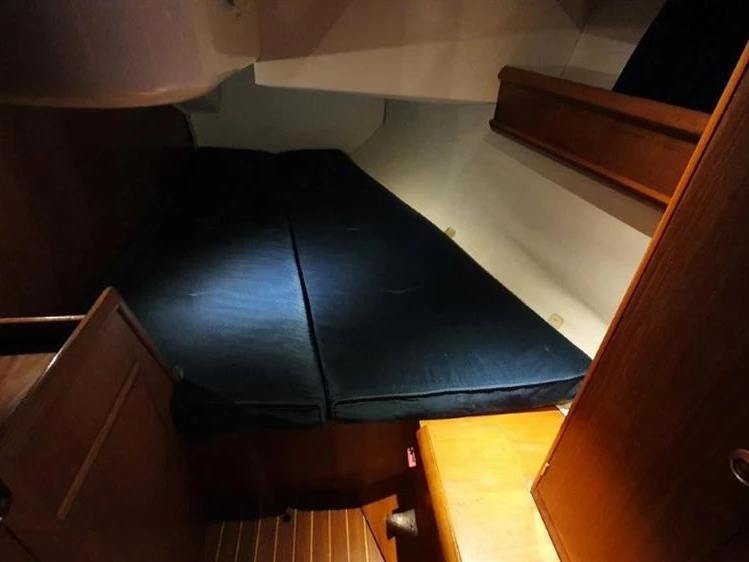 Alquiler de embarcaciones Jeanneau Sun Odyssey 42.2 enAjaccio en Samboat