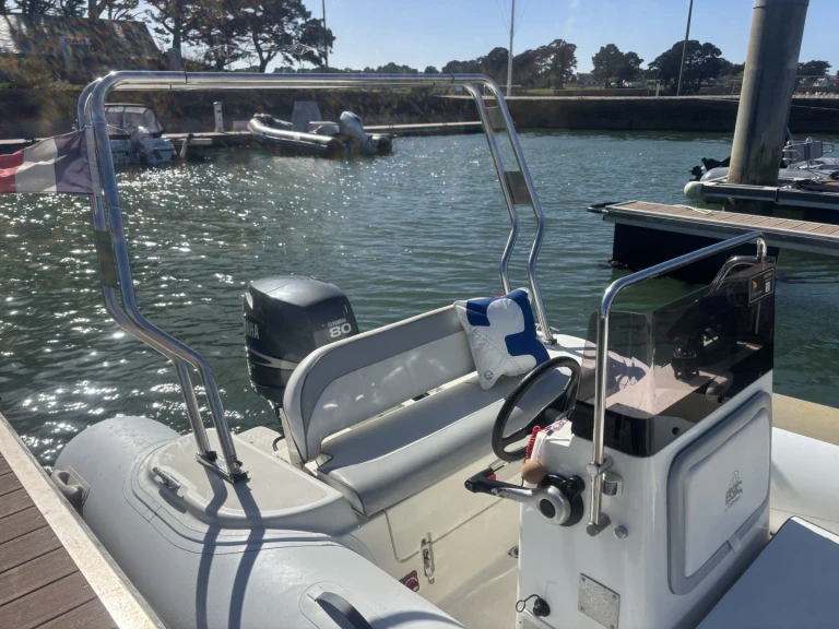 Alquiler de Bsc BSC 50 en Vannes