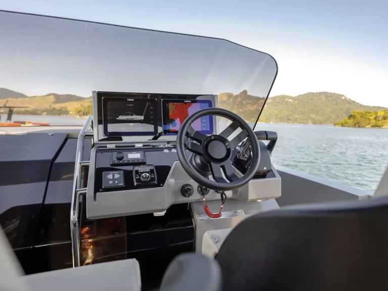 Alquiler de embarcaciones De Antonio D32 enMarina Botafoch en Samboat