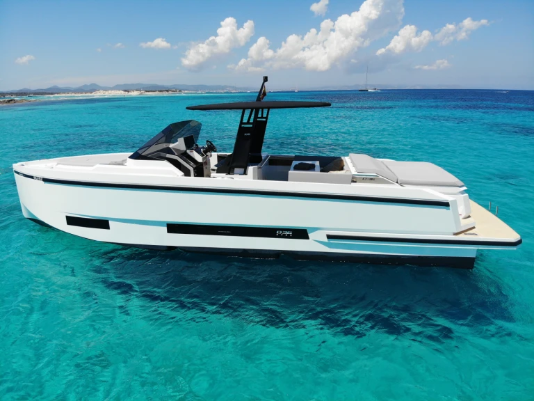 Alquiler de De Antonio d36 en Marina Botafoch