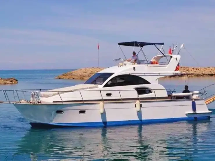 Alquiler de embarcaciones Custom Made enSide en Samboat