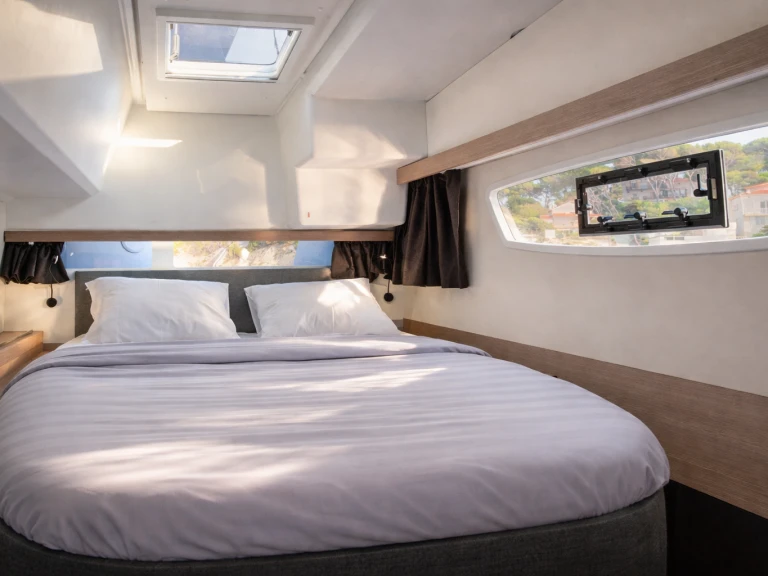 Alquiler de Fountaine Pajot Isla 40 en Castellammare di Stabia