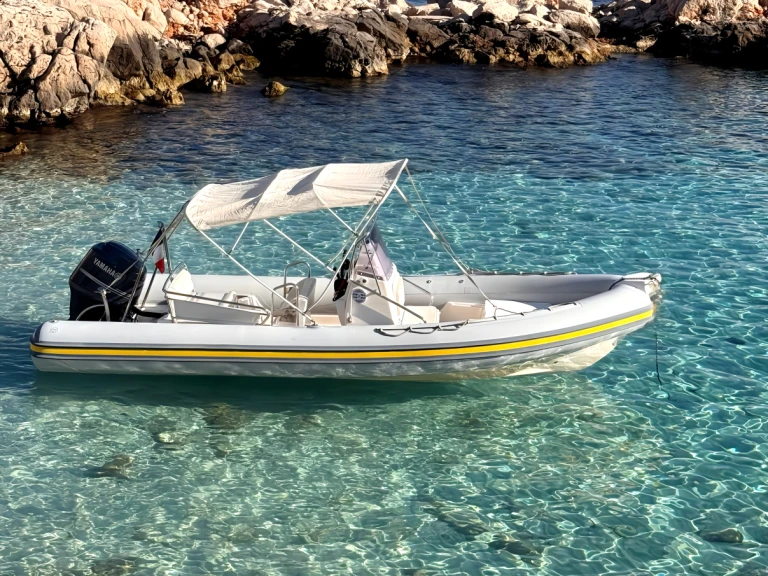Joker Boat Clubman 23 de alquiler a Les Lecques