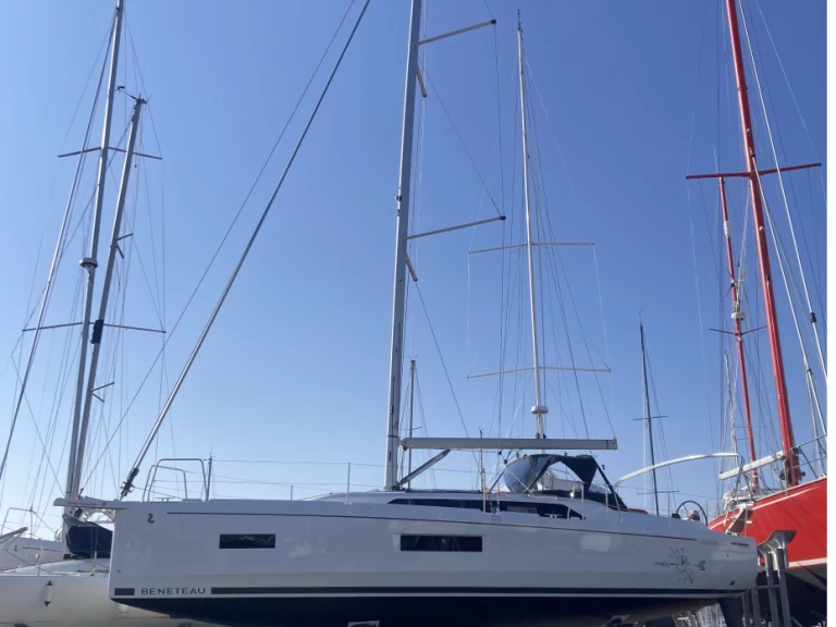 Alquiler Velero Bénéteau con o sin  título de navegación