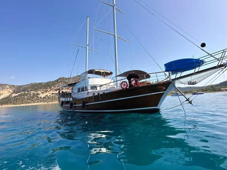Velero para alquilar Kaş al mejor precio