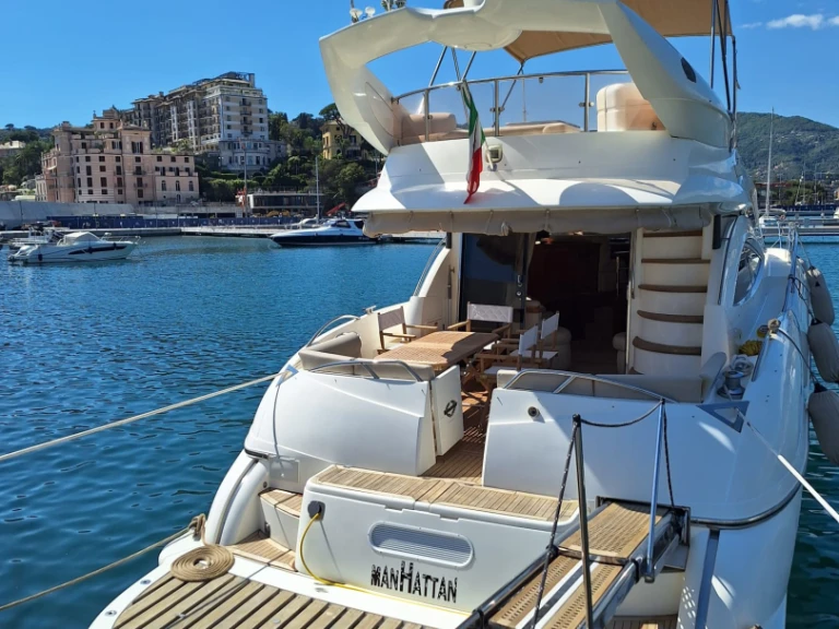 Sunseeker manhattan fly de alquiler a Rapallo