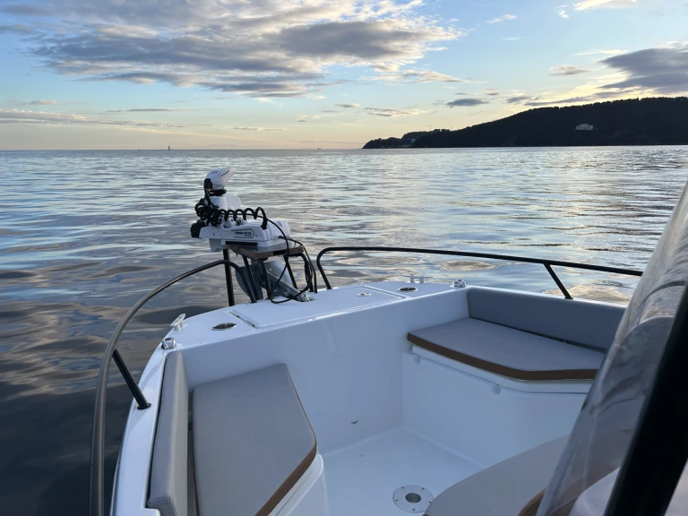 Alquiler de barcos Toulon barato de Flyer 7 SPACEdeck