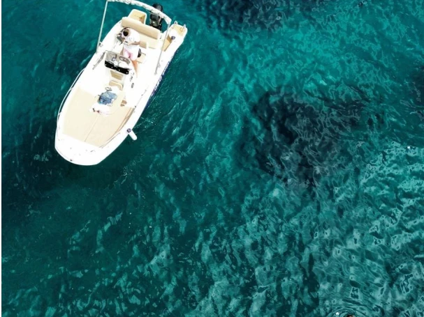 Alquiler de barcos Sorrento barato de Q20