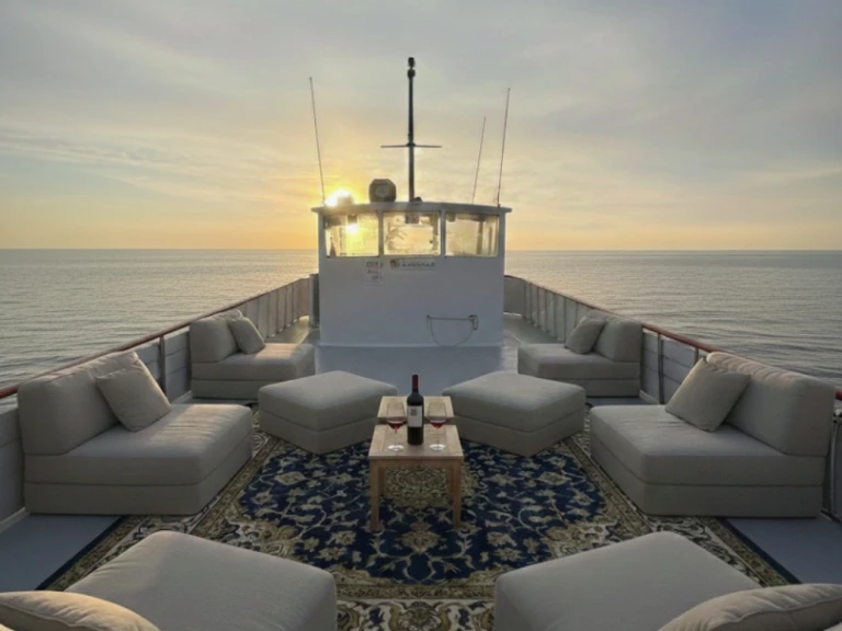 Alquiler de embarcaciones Le Boat Grand Classique enIbiza (Ciudad) en Samboat