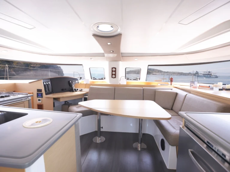 Alquiler de Fountaine Pajot Lipari 41 en Milta Bodrum marina