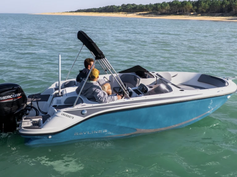 Alquiler Lancha en Soubise - Bayliner ELEMENT M17