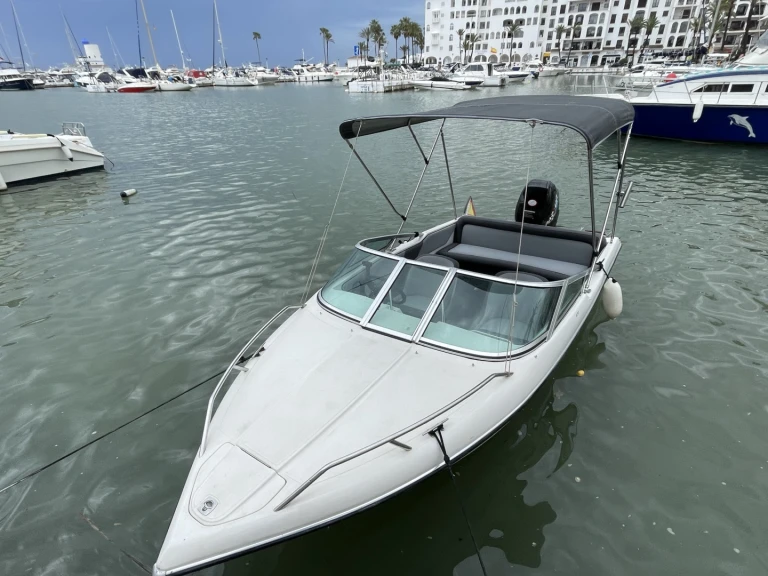 Alquiler de barcos Manilva barato de Astromar 470