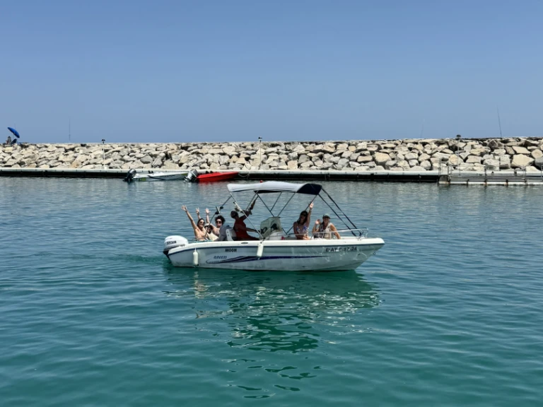 Rainieri Azzurra 500 de alquiler a Estepona