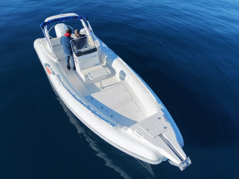 Alquiler de Selva Selva D800 en Mandelieu-la-Napoule