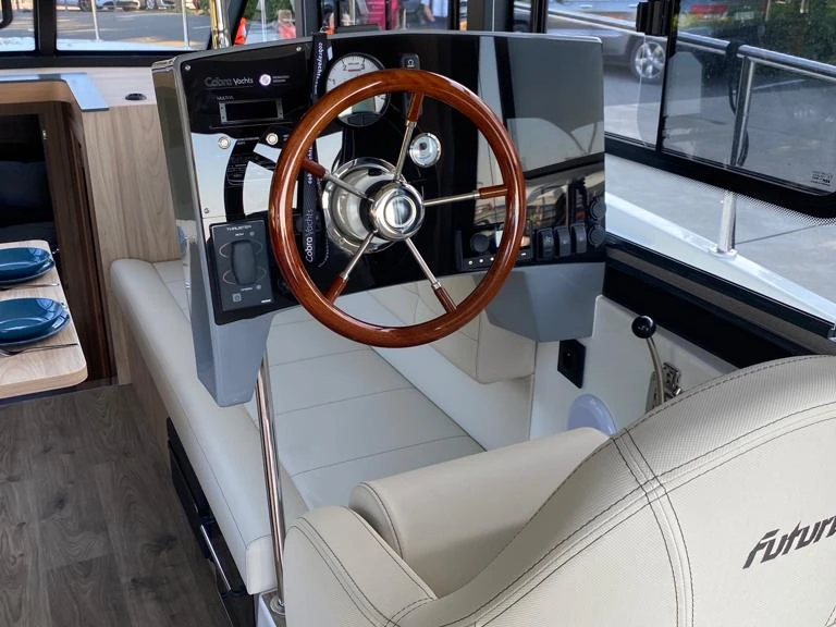 Alquiler Fleesensee - Cobra Futura 40 Grand Horizon en SamBoat