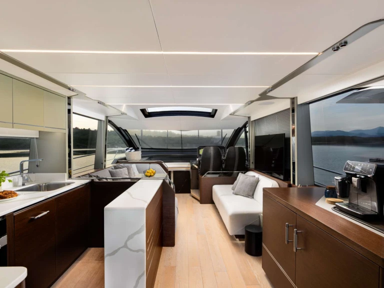 Alquiler de Sunseeker X2 en Novi Vinodolski