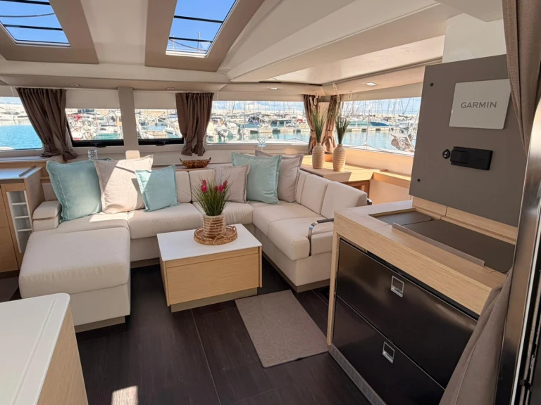 Fountaine Pajot Elba 45 de alquiler a Capo d'Orlando