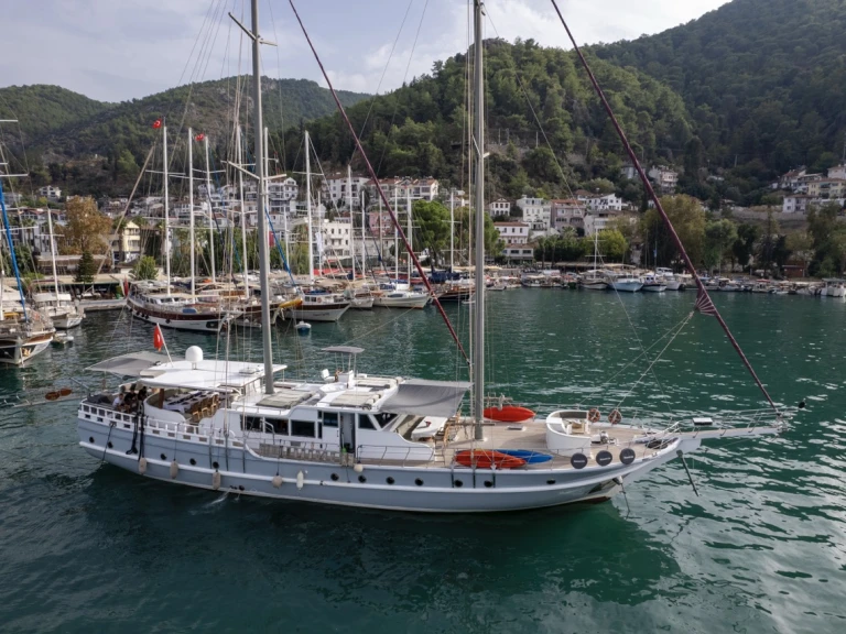 Alquiler de Unknown Diamond Lila en Fethiye