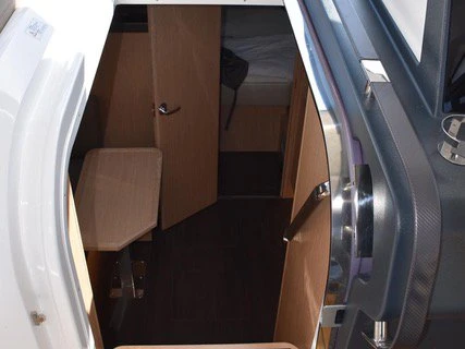 Alquiler de embarcaciones Bavaria Bavaria SR38 Hard Top enTrogir en Samboat