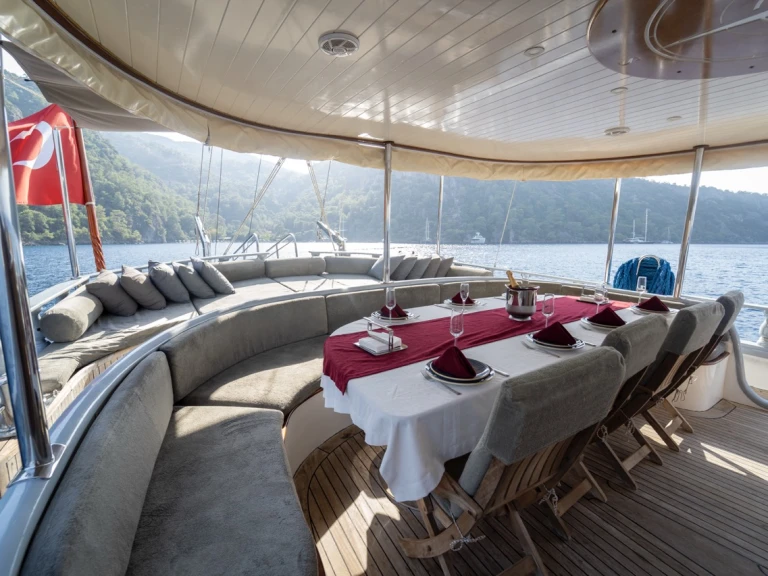 Unknown Queen Lila de alquiler a Fethiye