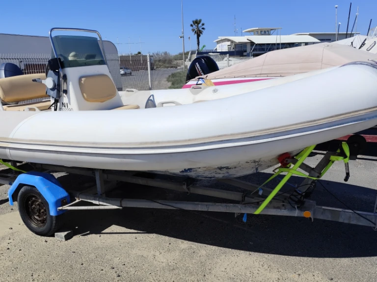 Alquiler Le Cap d'Agde - Zodiac Medline I en SamBoat