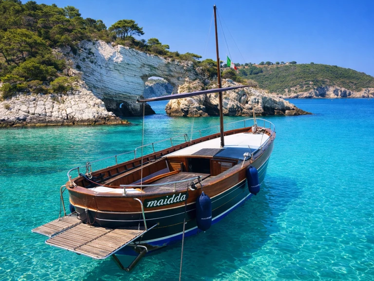 Alquiler de embarcaciones Di Pinto Sermoneta 29' enVieste en Samboat