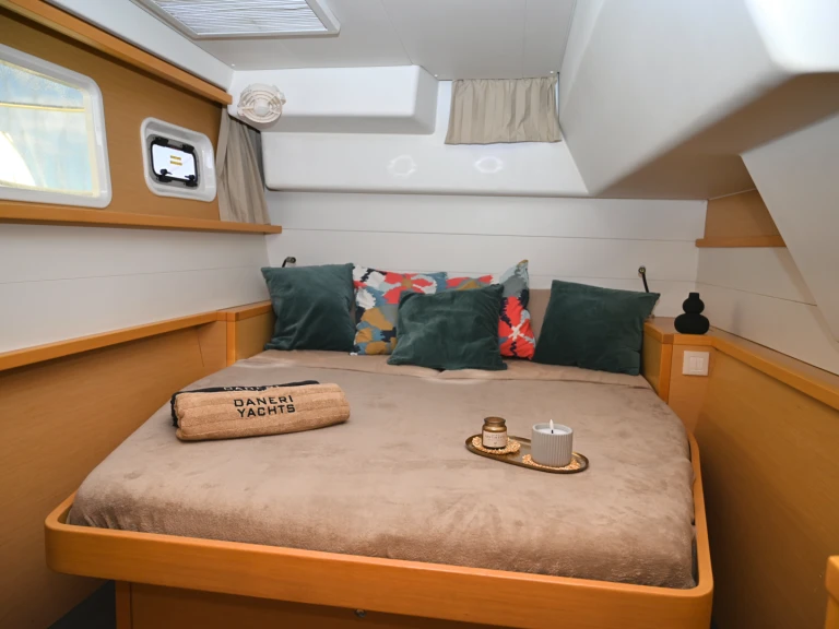 Catamarán para alquilar Kíssamos al mejor precio
