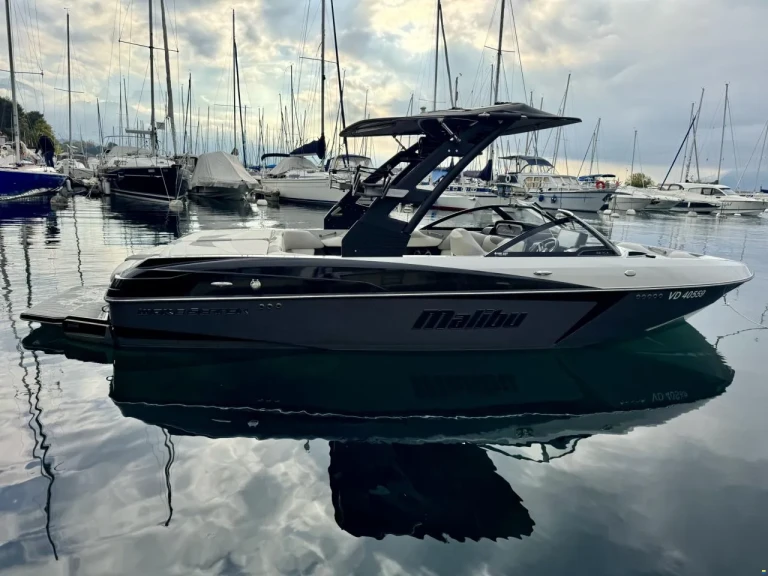 Alquiler Ouchy - Malibu WakeSetter 22 VLX en SamBoat