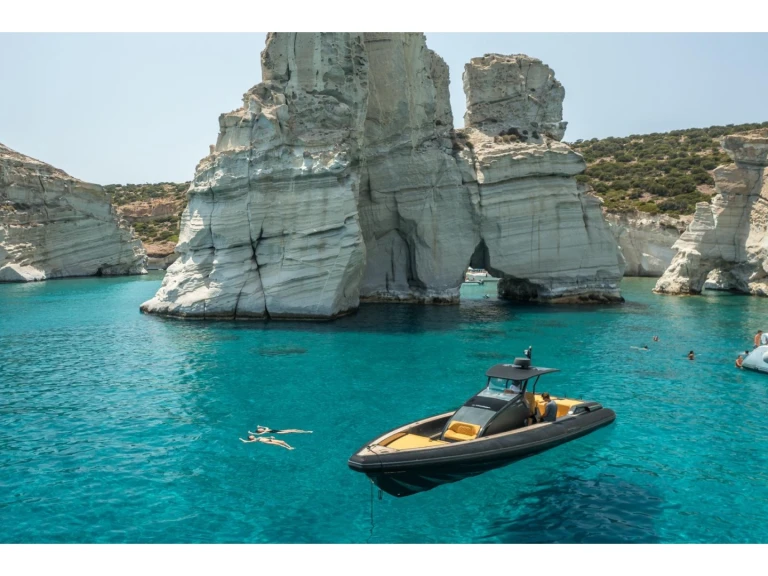 Lancha para alquilar Lávrio al mejor precio