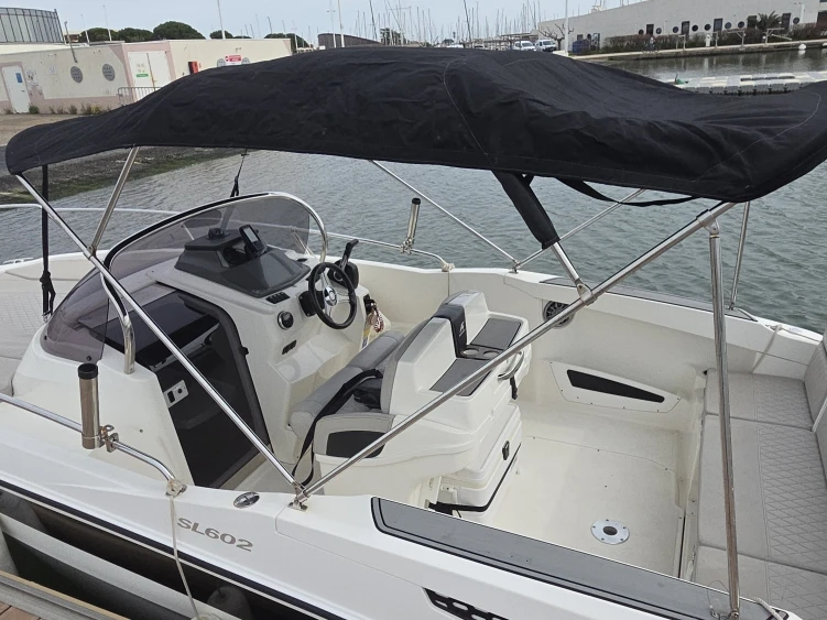 Alquiler de embarcaciones Karnic 602 sl cruiser enPort-Camargue en Samboat