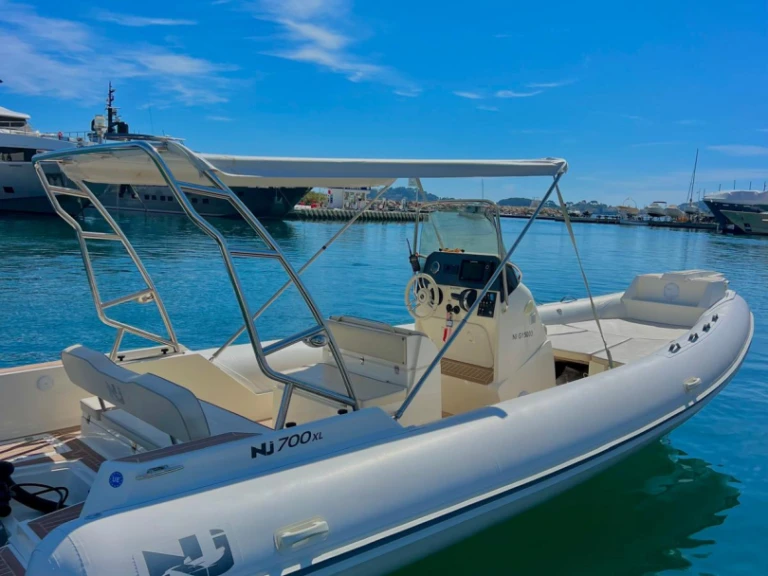 Alquiler de Neumática, con o sin patrón Nuova Jolly Beaulieu-sur-Mer