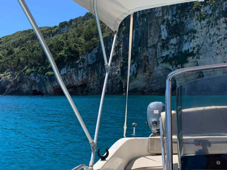 Alquiler de embarcaciones Ranieri Ranieri 500 Open enZante en Samboat
