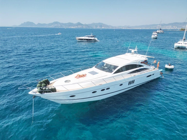 Alquiler Vieux Port de Cannes - Princess Princess V70 en SamBoat