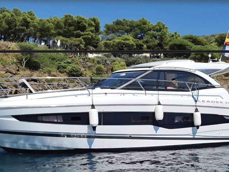 Alquiler Lancha en Cannes - Jeanneau Leader 36