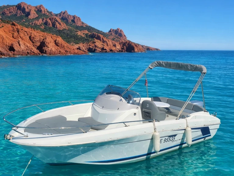 Alquiler Lancha Bénéteau con o sin  título de navegación