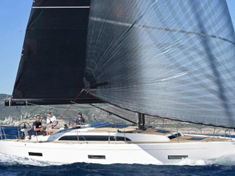 Alquiler Velero X-Yachts con o sin  título de navegación