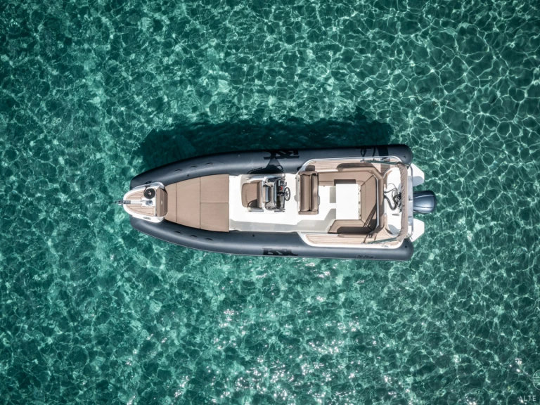 Alquiler de Neumática, con o sin patrón Bsc Le Lavandou