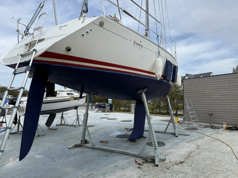 Alquiler de embarcaciones Jeanneau Sun Fast 32 enSainte-Marine en Samboat