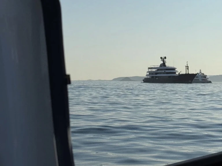 Savage Boats Ronin 35 de alquiler a Ornós