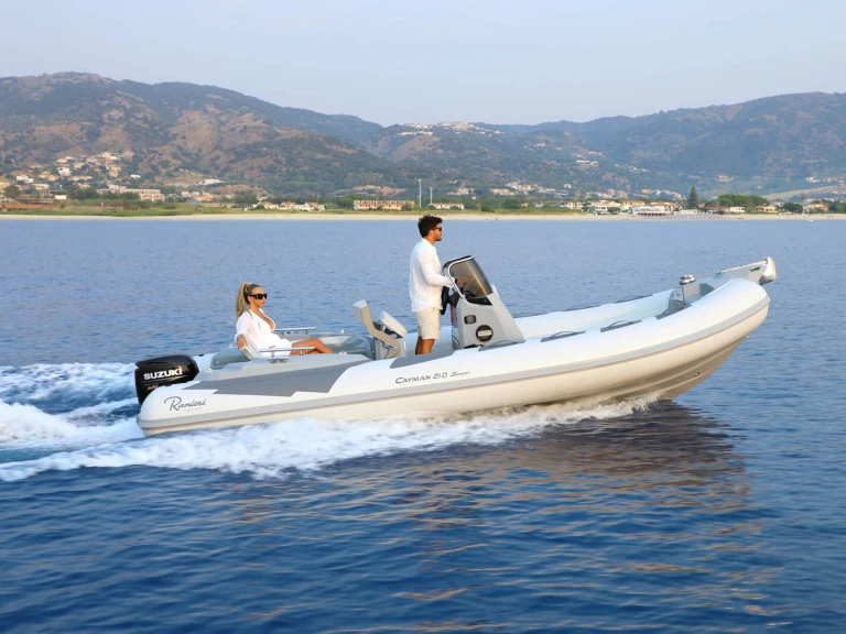 Alquiler de Ranieri Cayman 21 S en Tropea