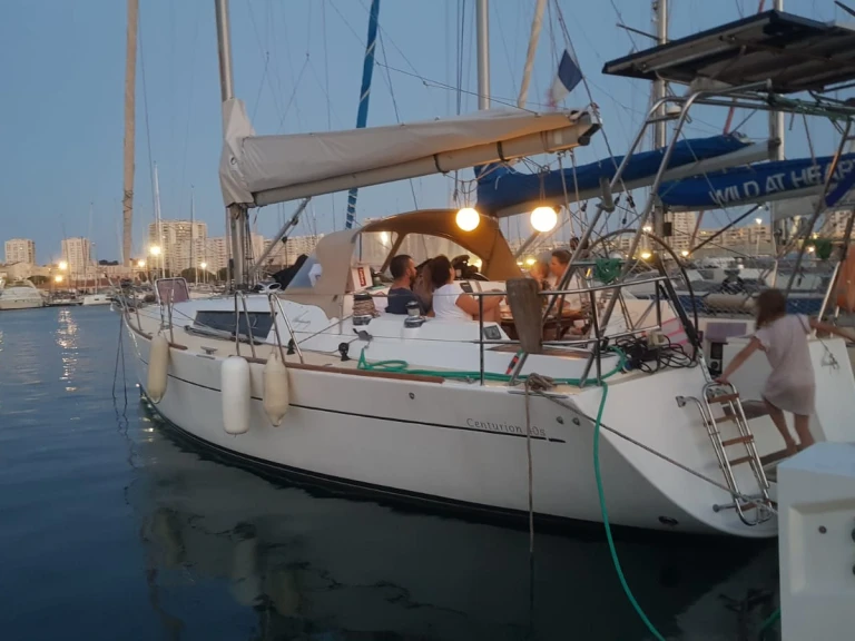 Alquiler de Velero, con o sin patrón Wauquiez Toulon Port