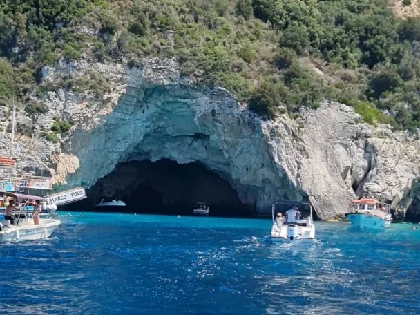 Alquiler de White Shark White Shark 215 en Corfú