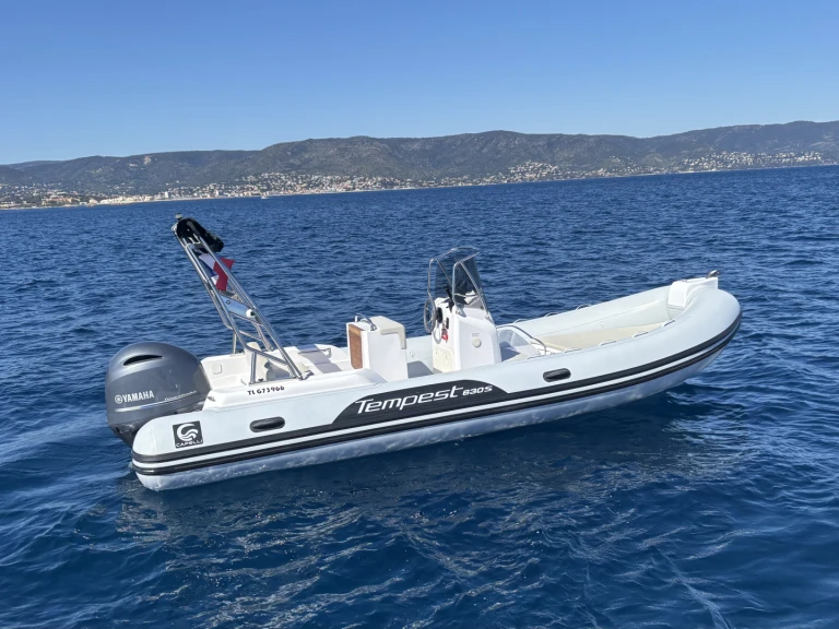 Alquiler de embarcaciones Capelli Tempest 630 enLe Lavandou en Samboat