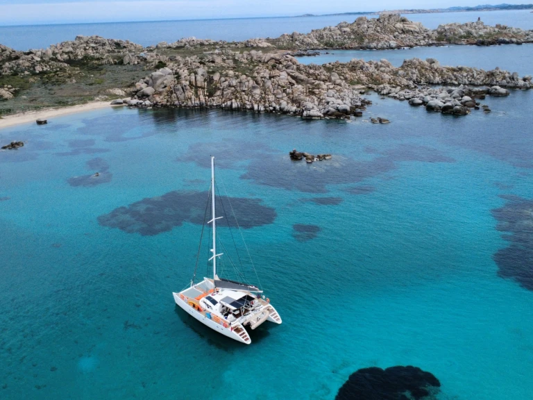 Alquiler Catamarán Cnb-Bordeaux con o sin  título de navegación