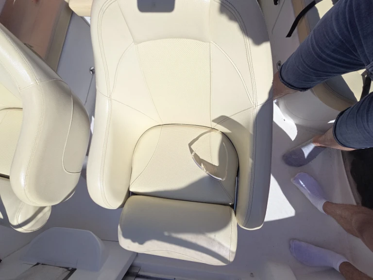 Alquiler de Bénéteau Flyer 650 Sun Deck en Toulon