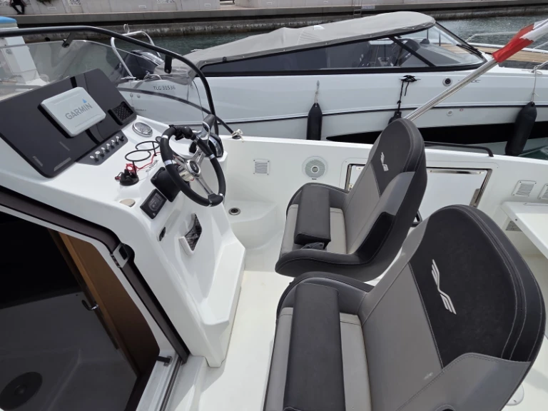 Alquiler de embarcaciones Bénéteau Flyer 8 enToulon en Samboat