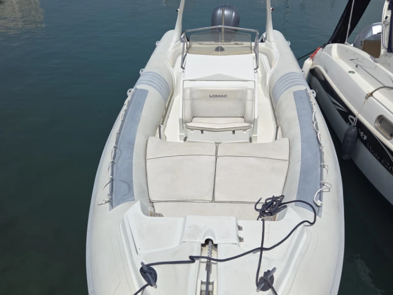 Alquiler de embarcaciones Lomac NAUTICA 8 enToulon en Samboat