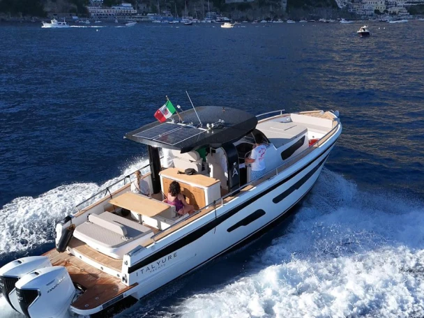 Alquiler de embarcaciones italyure 35 enSorrento en Samboat